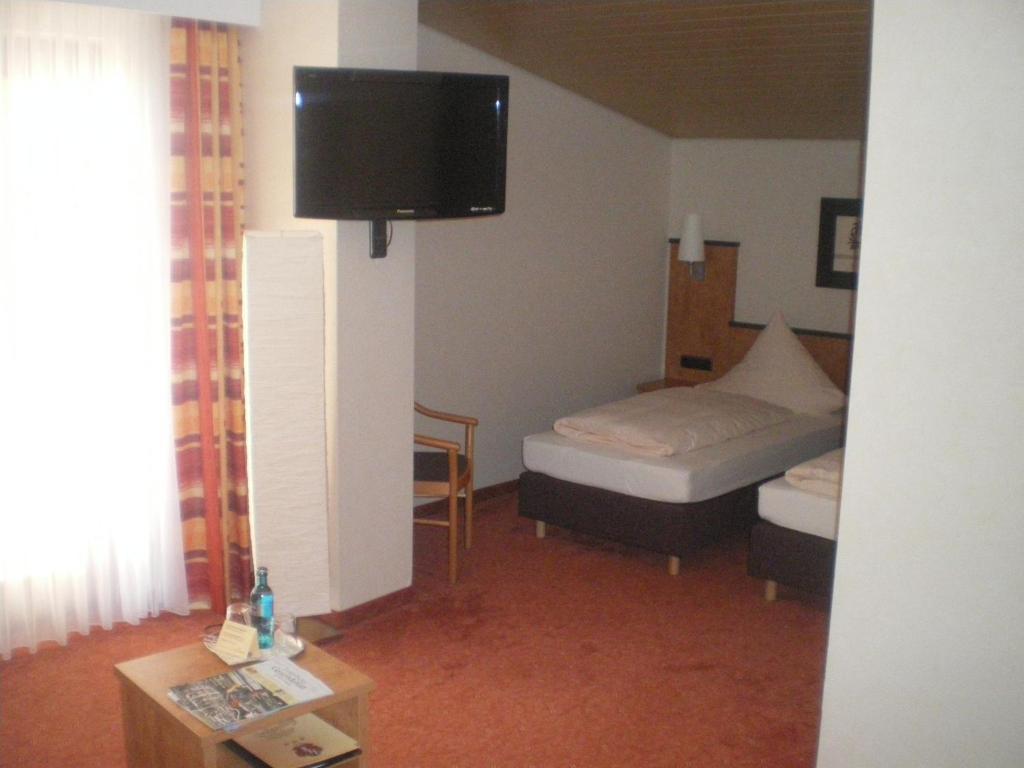 Hotel Gasthof Kaesser Ansbach Habitación foto